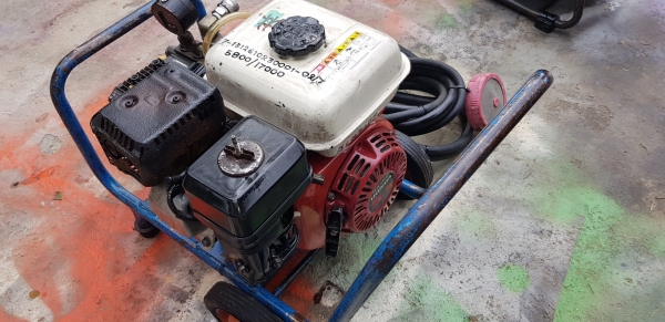 ปั้มอัดฉีด เครื่อง 5.5 แรง  เทสแล้ว