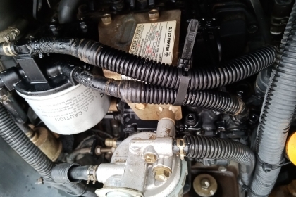 ราคาพิเศษ KOMATSU PC 30MR-2 นำเข้าจากญี่ปุ่นโดยตรง ชั่วโมงทำงานน้อย พร้อมตู้เก๋งสวยๆ โทร.090-986-2521 อ๊อบ