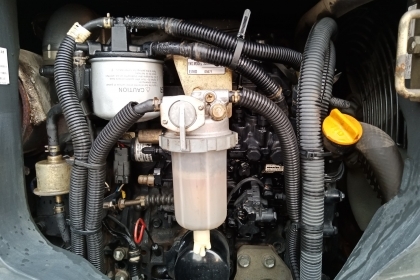 ราคาพิเศษ KOMATSU PC 30MR-2 นำเข้าจากญี่ปุ่นโดยตรง ชั่วโมงทำงานน้อย พร้อมตู้เก๋งสวยๆ โทร.090-986-2521 อ๊อบ