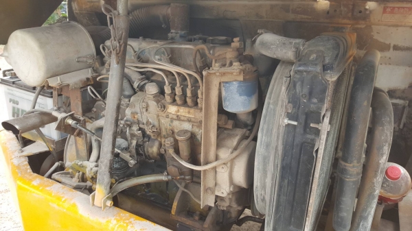 ขาย แบคโฮ KOMATSU PC20-6 เครื่อง NISSAN ปั้มเฟือง ช่วงล่างเต็ม รถพร้อมใช้งาน