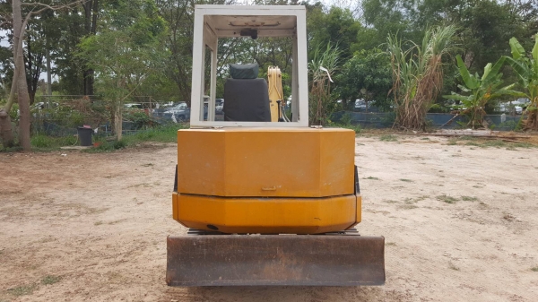 ขาย แบคโฮ KOMATSU PC20-6 เครื่อง NISSAN ปั้มเฟือง ช่วงล่างเต็ม รถพร้อมใช้งาน