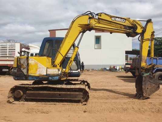 ขายรถแบคโค KOBELCO UU SK60-3 พร้อมสาลี้บรรทุก ราคา.375,000 โซ้หนา เฟรมสวย เครื่องแรง ปั้มแรง ระบบยูตานิ ปรับคอนโทรนได้ มูมสไลน์ปรับองค์ศาได้ เอวมีขยับนิดหน่อย เบาะหุ้มให้ใหม่ สนใจนัดลองรถได้ทุกวันที่.081-3531946 ต่อ.บางนา &amp; ID-LINE รถจอด บุรีรัมย์