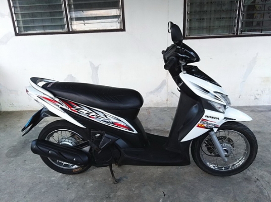 ขายHonda Clickคาบู ปี50 รถเดิมเครื่องดี ขายHonda Clickคาบู ปี50 รถเดิมเครื่องดี