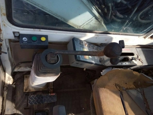 ขายรถแบคโฮ KOMATSU LG90 ราคา 430000 รถเก่านอก