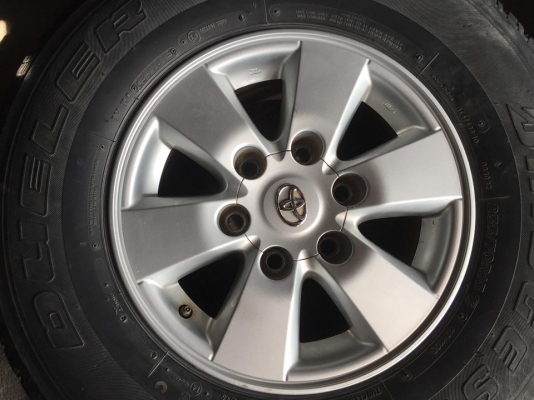 อพีรันเนอร์15x7 (ล้อเปล่า) พร้อมน๊อต24ตัว ชุด3900บ.โทร0879050181.ส่งได้ทั่วไทยคับ