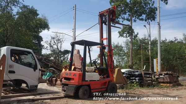 FROM JAPANรถยก FORK LIFT TOYOTA-02-FD18 :ยกได้1.8 ตัน ,เครื่องยนต์ดีเซลTOYOTA-2J -4 สูบ ,เกียร์ธรรมดา, งาสไลด์ FROM JAPANรถยก FORK LIFT TOYOTA-02-FD18 :ยกได้1.8 ตัน ,เครื่องยนต์ดีเซลTOYOTA-2J -4 สูบ ,เกียร์ธรรมดา, งาสไลด์