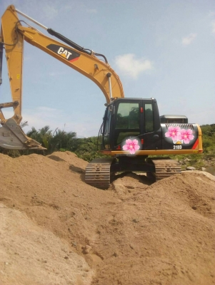 ขายรถแบคโฮ CAT 318D ไมล์ 4000 ชม.ราคา 1750000