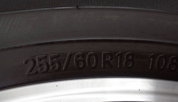 ล้อแม็ก Nissan Navara Caliber NP300 ขอบ 18 พร้อมยาง 255-60-18 Toyo ปี 17 แม็กสวย ดอกยางหนาปึก