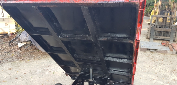 3 ล้อการเกษตรและก่อสร้าง กะบะกว้าง 1.05 x 1.75  ซ.ม.