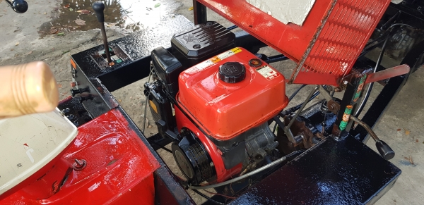 3 ล้อการเกษตรและก่อสร้าง กะบะกว้าง 1.05 x 1.75  ซ.ม.