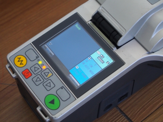เครื่องเชื่อมต่อสาย fiberoptic Fusion Splicer มือสอง Fitel S177A เครื่องเชื่อมต่อสาย fiberoptic Fusion Splicer มือสอง Fitel S177A