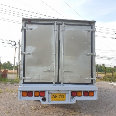 ขายตู้แห้งอะลูมิเนียมประตู 6 บาน