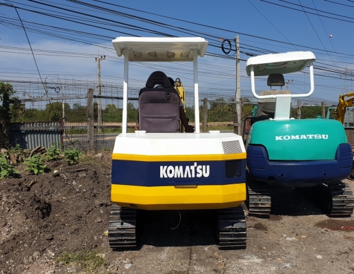 ขายแบคโฮ KOMATSU PC30-5