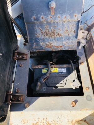 ขายรถขุดเล็กแม็คโครสภาพพร้อมใช้ IHI รุ่น15H แทร็กยาง คอนโทลสั้น บูมพับได้ เครื่องอีซูซุ ท้ายมน มีไลน์เจาะ รถเดิม เครืองดี ปั๊มแรง ช่วงล่างแน่น มีเอกสารรถ สอบถามได้ที่เบอร์ 0805502701 ครับ