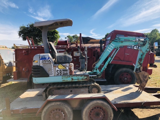 ขายรถขุดเล็กแม็คโครสภาพพร้อมใช้ IHI รุ่น15H แทร็กยาง คอนโทลสั้น บูมพับได้ เครื่องอีซูซุ ท้ายมน มีไลน์เจาะ รถเดิม เครืองดี ปั๊มแรง ช่วงล่างแน่น มีเอกสารรถ สอบถามได้ที่เบอร์ 0805502701 ครับ