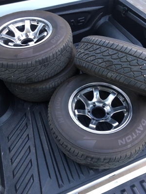 ขายแม็กพร้อมยาง LENSO 6 รู