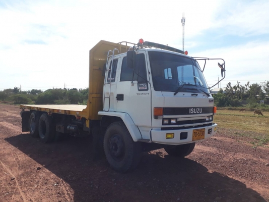 ขาย ISUZU Rocky 10 ล้อ 175 แรง พื้นเรียบเพลาเดียว แอร์เย็น เครื่องดี ยางดี  คัสซีสวย  ราคา  480,000 บาท ติดต่อ 089-5367218. 081-4252943