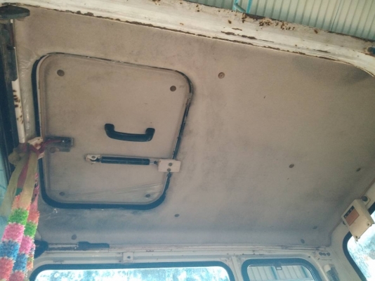 Komatsu Pc 60-6 ไฟฟ้าครบ เอกสารอินวอยซ์ เครื่องปั๊มดีไม่โหลด เอวแน่น ช่วงล่างดี พร้อมใช้งาน