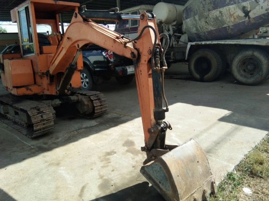 ขายด่วนรถ แบคโฮKOMATSU PC60-3 ปี40