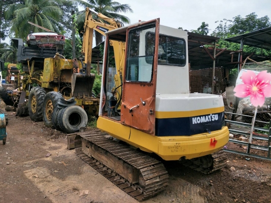 มี VDO ให้ชม.KOMATSU PC40-5 เอกสารอินวอย ราคา 320000