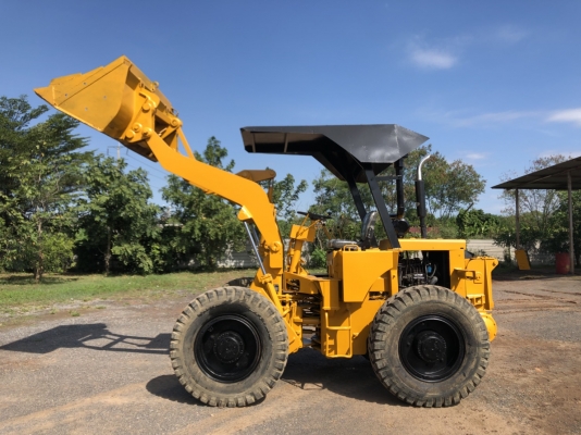(ลูกค้าฝากขาย) ขายรถตัก TCM ขนาดเทียบเท่า KOMATSU 507 เครื่อง อีซุซุ ติดต่อ 063-9316985 ID LINE : 06