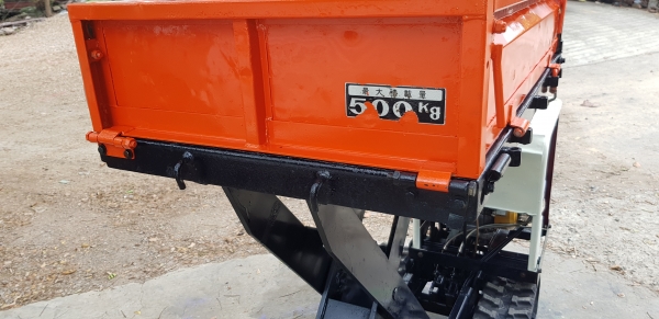 รถบรรทุกการเกษตร ยกดั้มด้วยไฮดรอลิค   แทรคใหม่