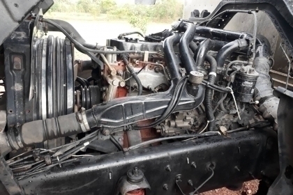 ISUZU10ล้อ DECA ตู้เปียกเลส เครื่อง 230 HP เพลาเดียว MAX  LOAD รถห้างปี48 .ยาว 6.50ม.เครื่องดี ยางดี ครัทชีสวย  สภาพดี สวยๆ หัวบางเดิม พร้อมใช้งาน ศุภากร 081-4252943 ,089-5367218