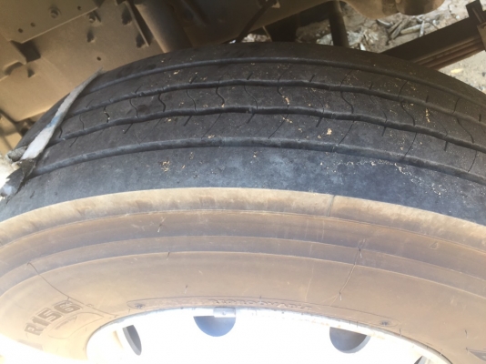 ขาย 6 ล้อ FTR240 Euro 3 เครื่องคอมมอลเรล 240 เเรง ความยาว 7.60 เมตร
