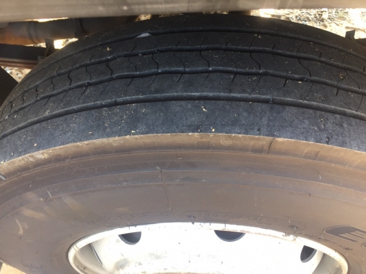 ขาย 6 ล้อ FTR240 Euro 3 เครื่องคอมมอลเรล 240 เเรง ความยาว 7.60 เมตร