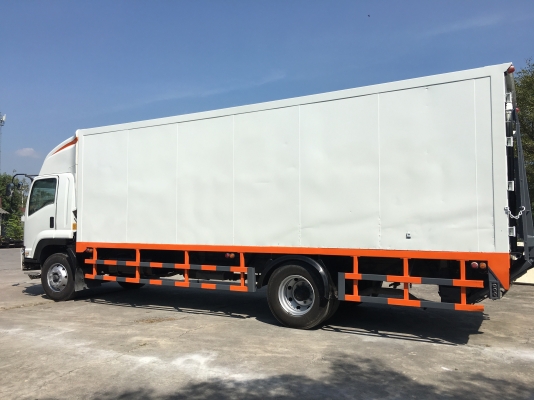 ขาย 6 ล้อ FTR240 Euro 3 เครื่องคอมมอลเรล 240 เเรง ความยาว 7.60 เมตร