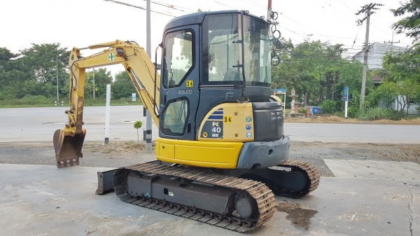 รถขุดโคมัตสุ コマツ Komatsu PC40MR-2 เก่าญี่ปุ่น รถขุดโคมัตสุ コマツ Komatsu PC40MR-2 เก่าญี่ปุ่น