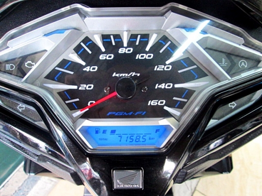 click125 i 2015 สีดำเงา ตัวท็อปล้อแม็ก รุ่นไฟหน้า LED มีไอดีลิ่งสตอป 32900