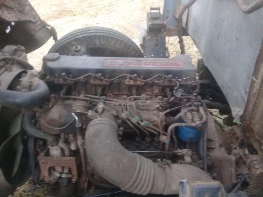 isuzu npr 120แรง 6ล้อพื้นเรียบ5.30เมตร