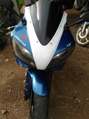 ขาย แลก เทิร์น YAMAHA YZF  R1 ปี2001