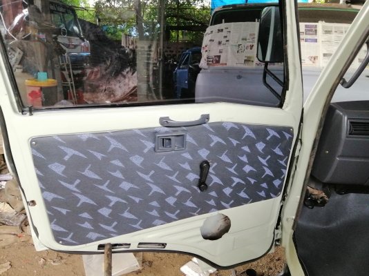 ขายหัว HINO ซุปเปอร์เสี่ย สีใหม่หัวบางๆสวยๆ อุปกรณ์ครบ ขาหน้า ขาหลัง กันชน กรอง ยกใส่รถได้เลย ราคาถูก ขายหัว HINO ซุปเปอร์เสี่ย สีใหม่หัวบางๆสวยๆ อุปกรณ์ครบ ขาหน้า ขาหลัง กันชน กรอง ยกใส่รถได้เลย ราคาถูก