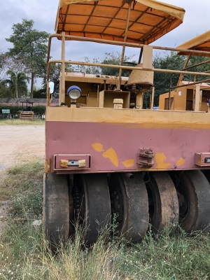 รถบดล้อยาง 9 ล้อ  TS - 7409