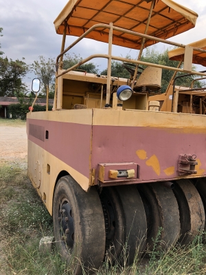 รถบดล้อยาง 9 ล้อ  TS - 7409