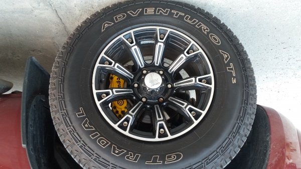 ขายแม็กพร้อมยาง ปี17 ขายแม็กพร้อมยาง ปี17