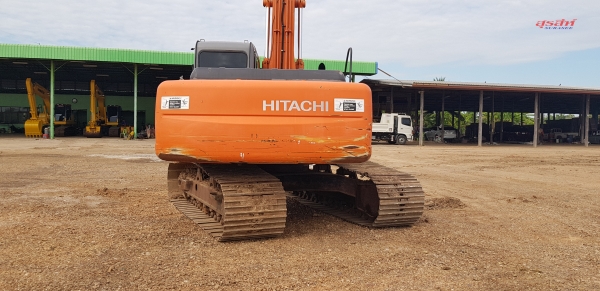 รถแบคโฮ HITACHI ZX200-1 บูมยาว 18 เมตร ใช้งานเพียง 8 พันชั่วโมง สภาพเทพบุตร
