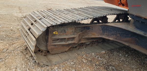 รถแบคโฮ HITACHI ZX200-1 บูมยาว 18 เมตร ใช้งานเพียง 8 พันชั่วโมง สภาพเทพบุตร