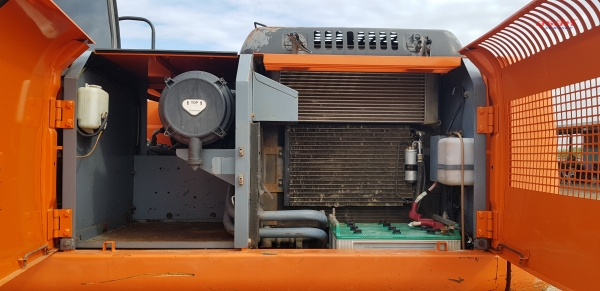 รถแบคโฮ HITACHI ZX200-1 บูมยาว 18 เมตร ใช้งานเพียง 8 พันชั่วโมง สภาพเทพบุตร