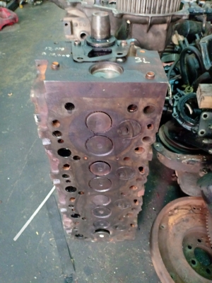 ฝาสูบโตโยต้า 3L สวยๆไม่แตกรับประกัน