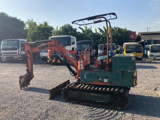 ขายรถแม็คโคร KUBOTA KH-8H เก่าญี่ปุ่นแท้ไม่เคยใช้งานในไทย สนใจโทร 081-9485494