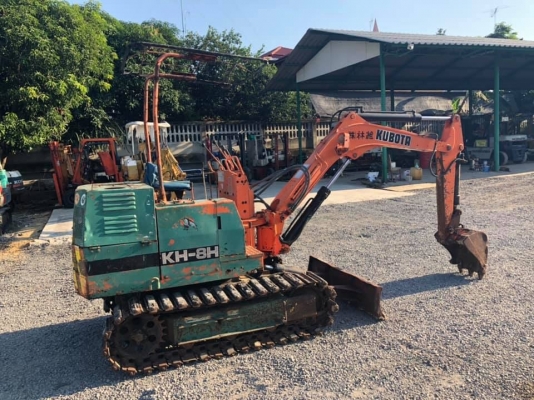 ขายรถแม็คโคร KUBOTA KH-8H เก่าญี่ปุ่นแท้ไม่เคยใช้งานในไทย สนใจโทร 081-9485494