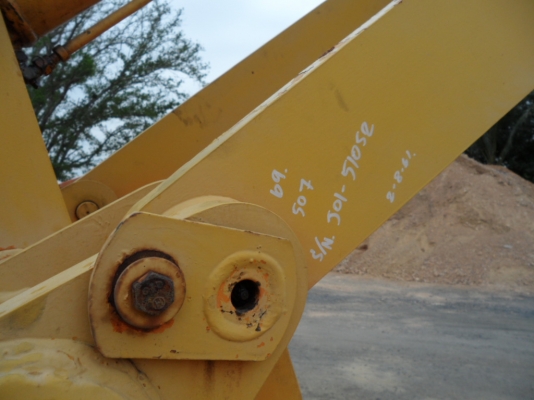 507 โคมัตสุ รถนอกพร้อมใช้ขายถูกๆแค่399,000สนใจยกหูโทรหา 081-989-1989หรั่งครับ 507 โคมัตสุ รถนอกพร้อมใช้ขายถูกๆแค่399,000สนใจยกหูโทรหา 081-989-1989หรั่งครับ