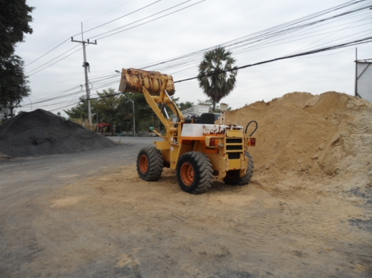 507 โคมัตสุ รถนอกพร้อมใช้ขายถูกๆแค่399,000สนใจยกหูโทรหา 081-989-1989หรั่งครับ