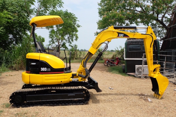 Cat 303cr เก่าญี่ปุ่นไม่เคยใช้ในไทย โทร 086-1602189