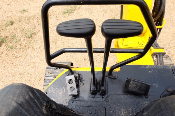 Cat 303cr เก่าญี่ปุ่นไม่เคยใช้ในไทย โทร 086-1602189