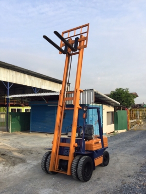 อาร์ ซี เอชโฟรคลิฟท์ ขาย โตโยต้า รุ่น 5 ดีเซล 2.5 ตัน