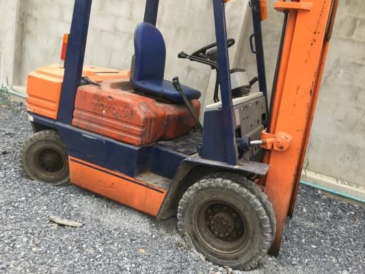 อาร์ ซี เอช  โฟรคลิฟท์  ขาย โตโยต้า รุ่น 5 ดีเซล 2.5 ตัน